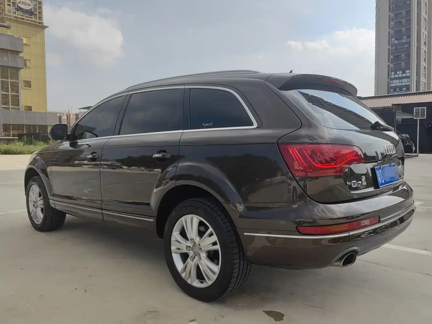 Photo 10 - Audi Q7