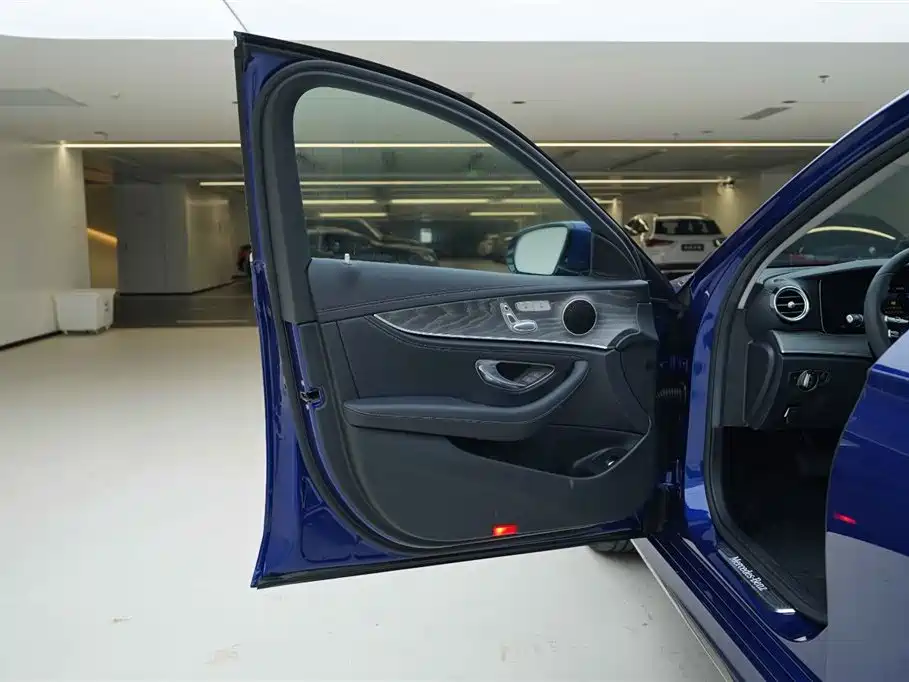 Mercedes-Benz E-Class 2022 Facelift E 300 L Sport Fashion Style фото 15