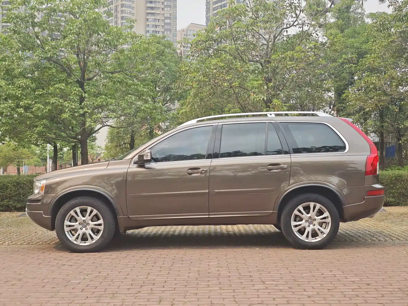 Volvo XC Classic 2015 2014 T5 Luxury Edition