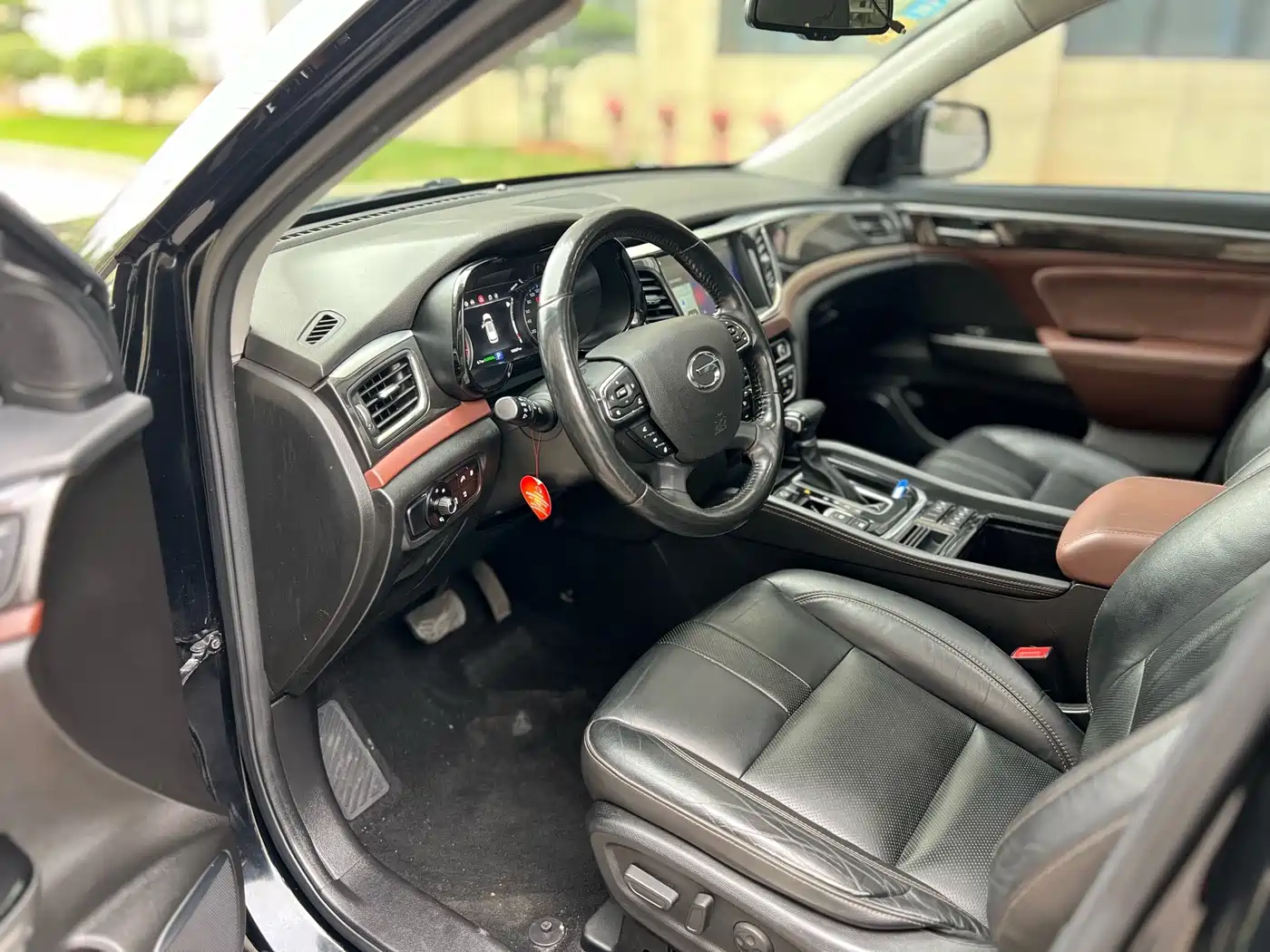 GAC Trumpchi Trumpchi GS8 2017 2017 320T 2WD Luxury Smart Connect (7-seater)