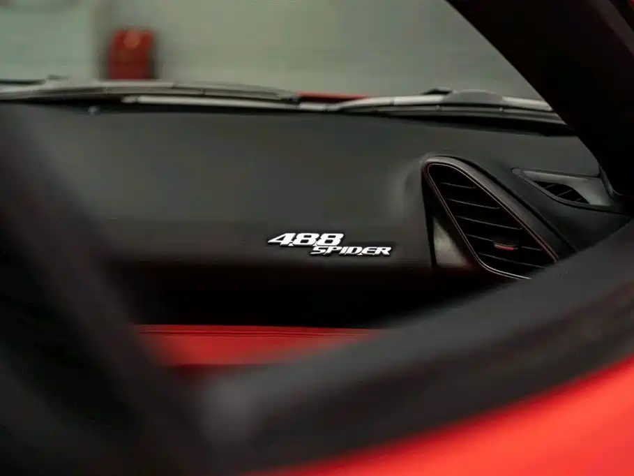 Ferrari 488 2015 488 Spider фото 12
