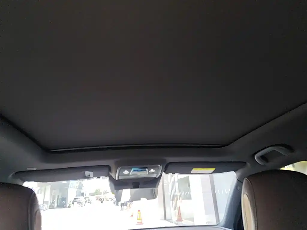 BYD Song PLUS PHEV 2025 DM-i Smart Drive Edition 112KM Noble фото 8