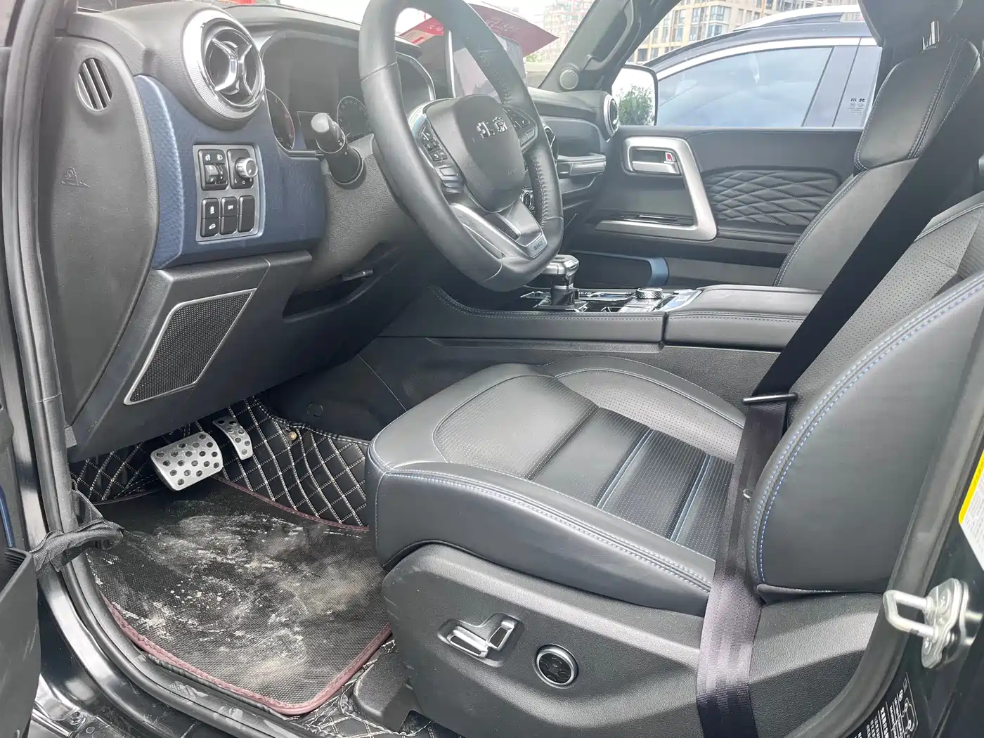 BAIC ORV Beijing Offroad BJ40 2024 2.0D Blade Hero Glory Edition фото 7