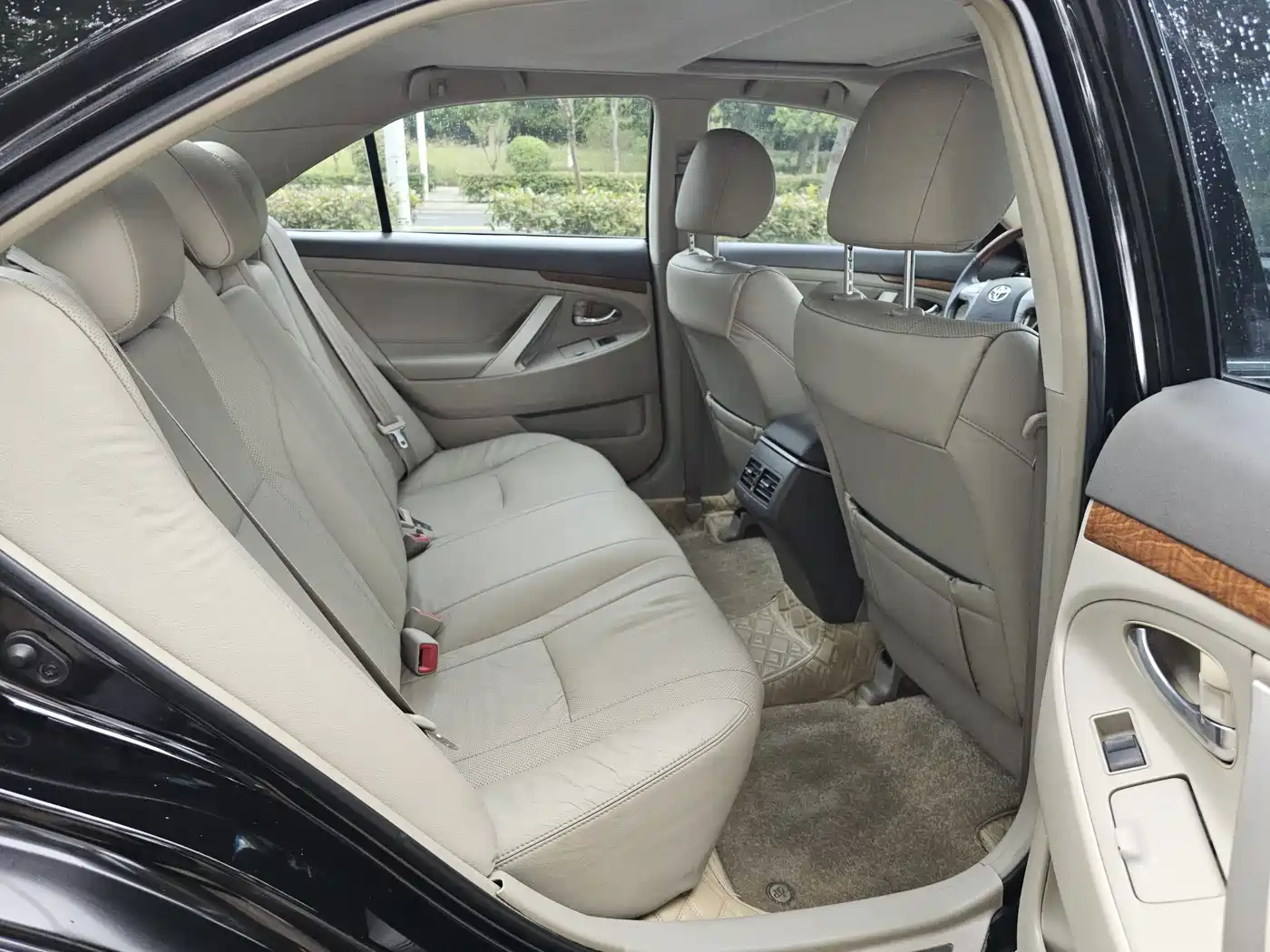 Toyota Camry 2010 200G Luxury Edition фото 8