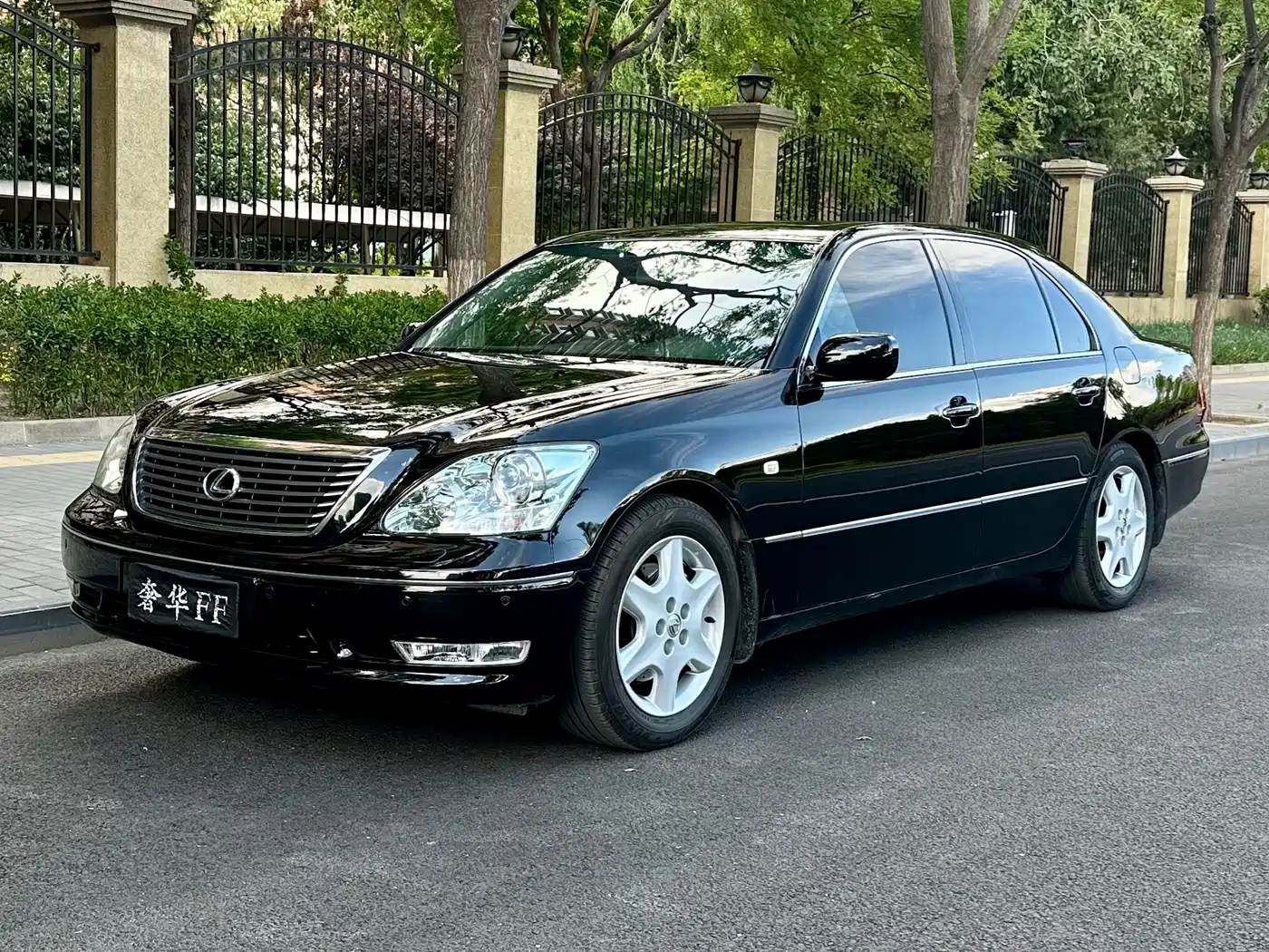 Lexus LS 2004 430