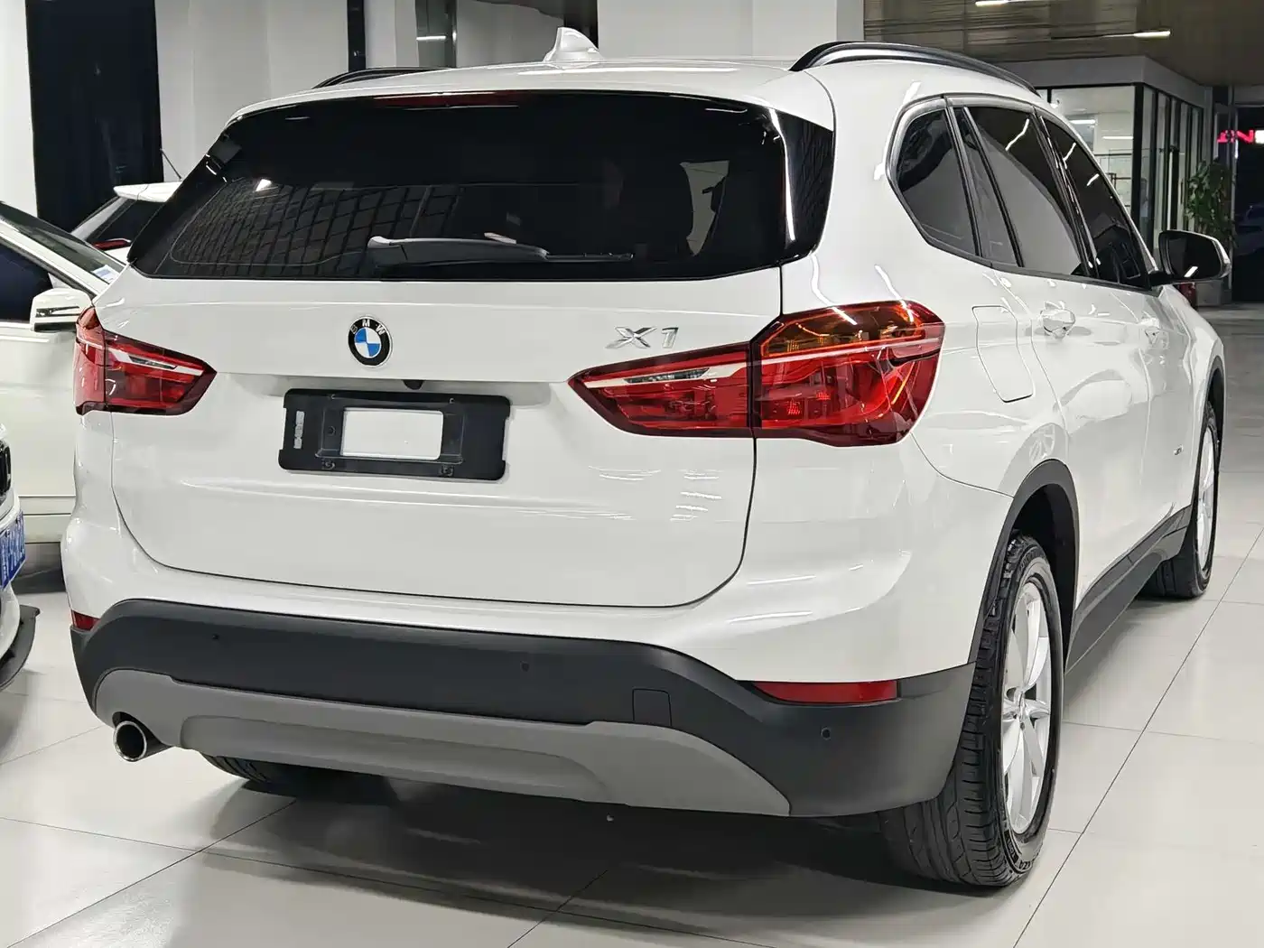 BMW X1 2016 sDrive18Li Fashion Model фото 4