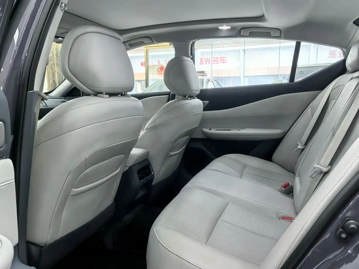 Nissan Teana 2026 2.0T Premium Edition фото 10