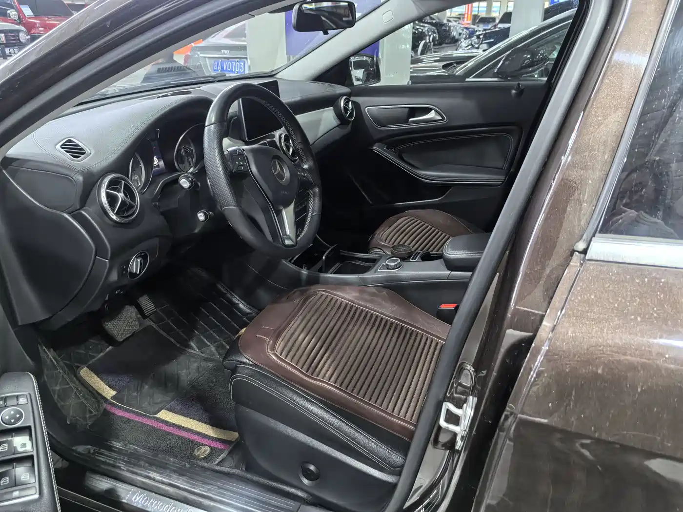 Mercedes-Benz GLA 2016 GLA 220 4MATIC Fashion фото 7