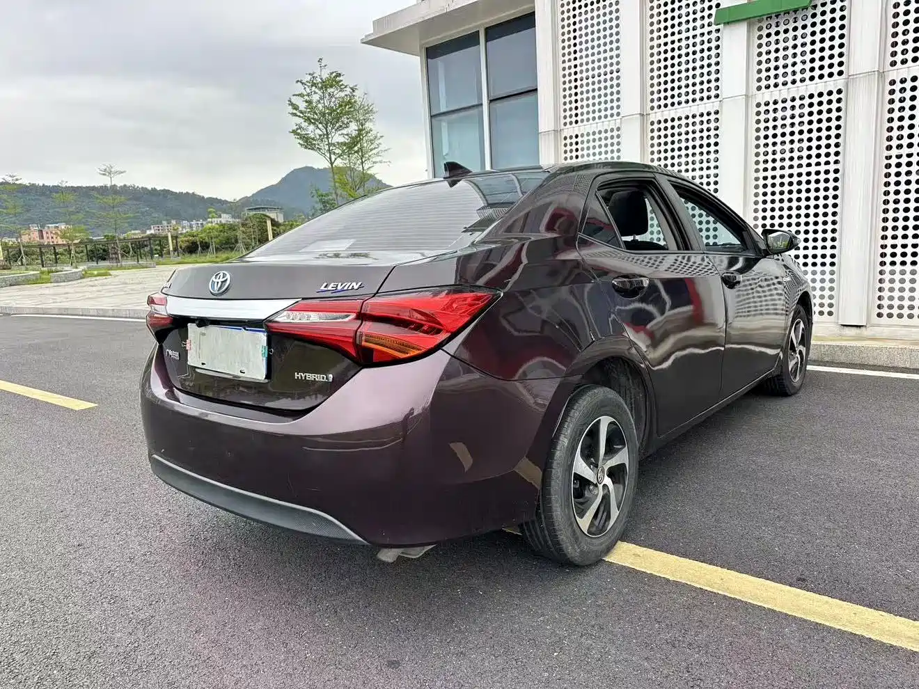 Toyota Levin 2017 Facelift Hybrid 1.8H GS E-CVT Elite Sunroof Edition China V фото 27