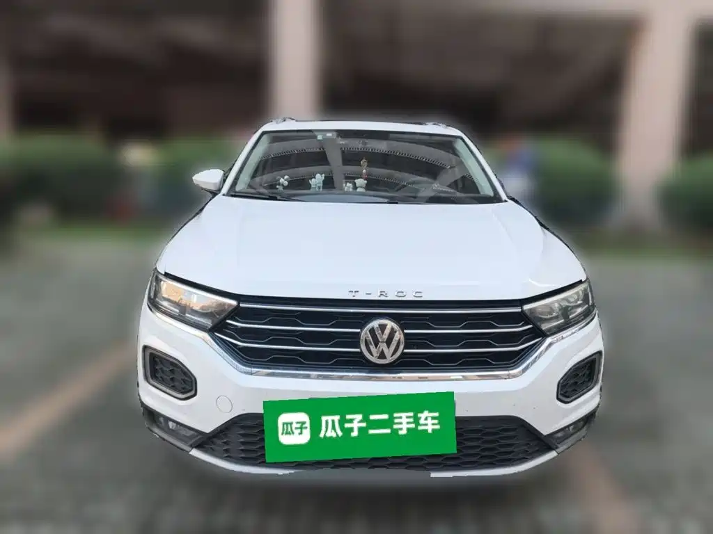 Фото 23 - Volkswagen T-ROC