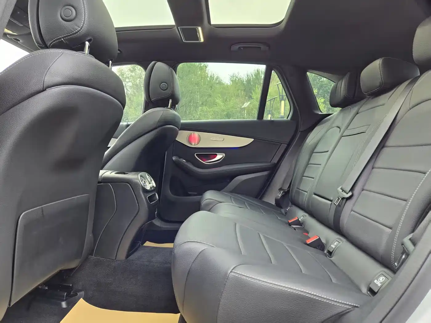 Mercedes-Benz GLC 2022 Facelift III GLC 260 L 4MATIC Dynamic фото 8