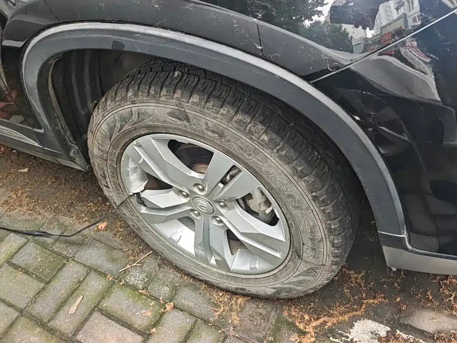 Фото 6 - Changan CS75