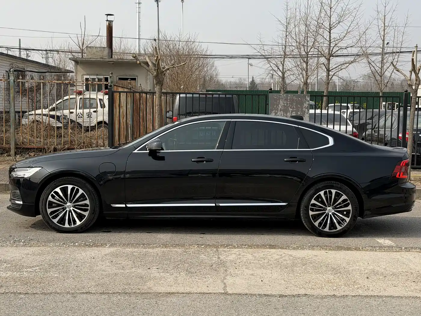 VOLVO S90 PLUG IN HYBRID