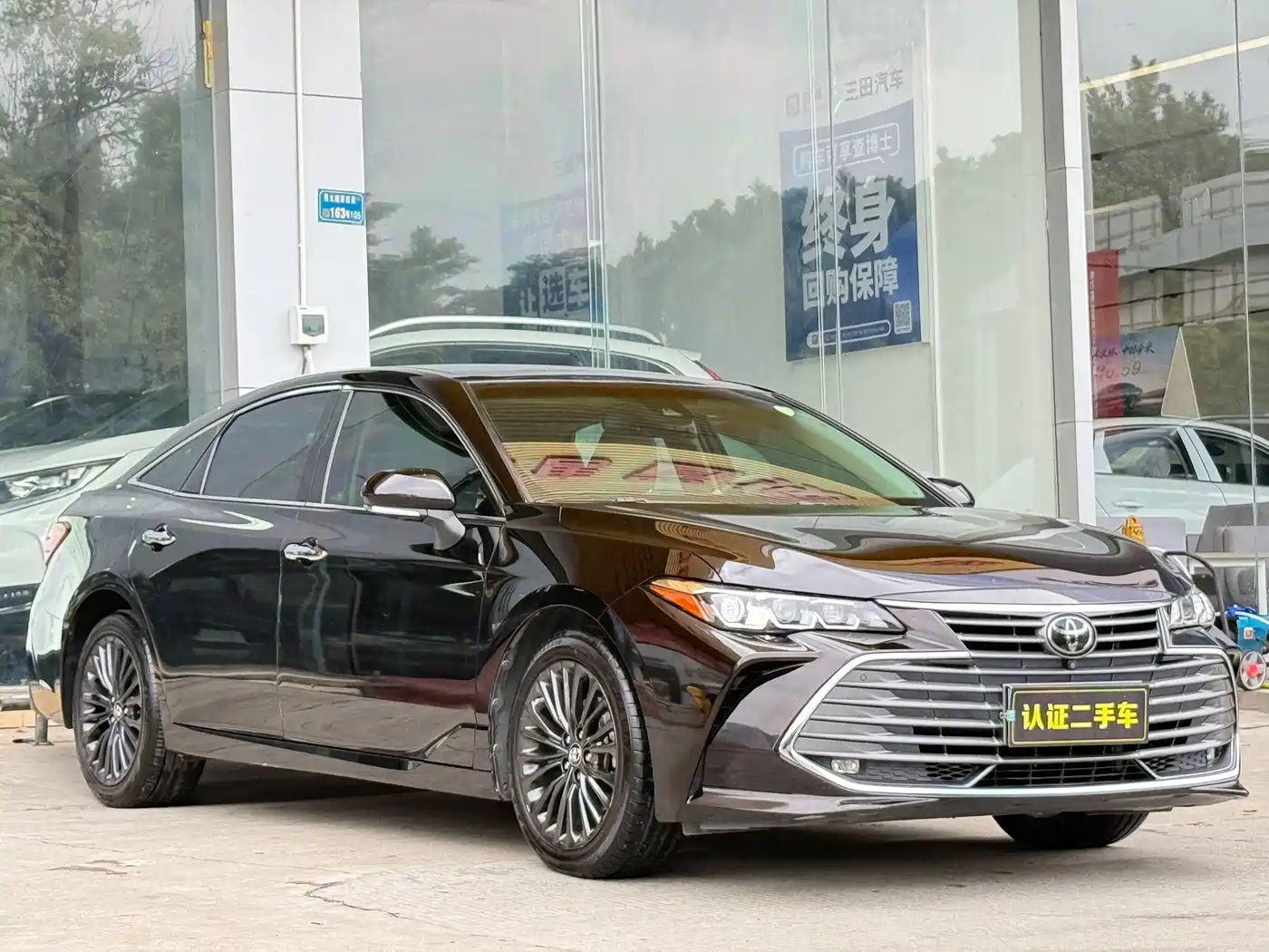 Toyota Avalon 2019 2.5L Touring Premium (China V) фото 3