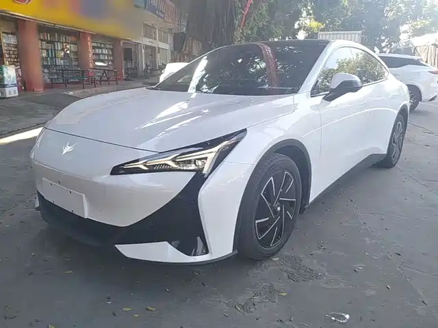  ARCFOX Arcfox Alpha S5 2025 Model 560PRO 185kW