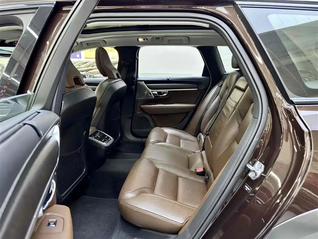 Volvo V90 2019 2019 Cross Country T5 AWD Prestige Edition (China V)
