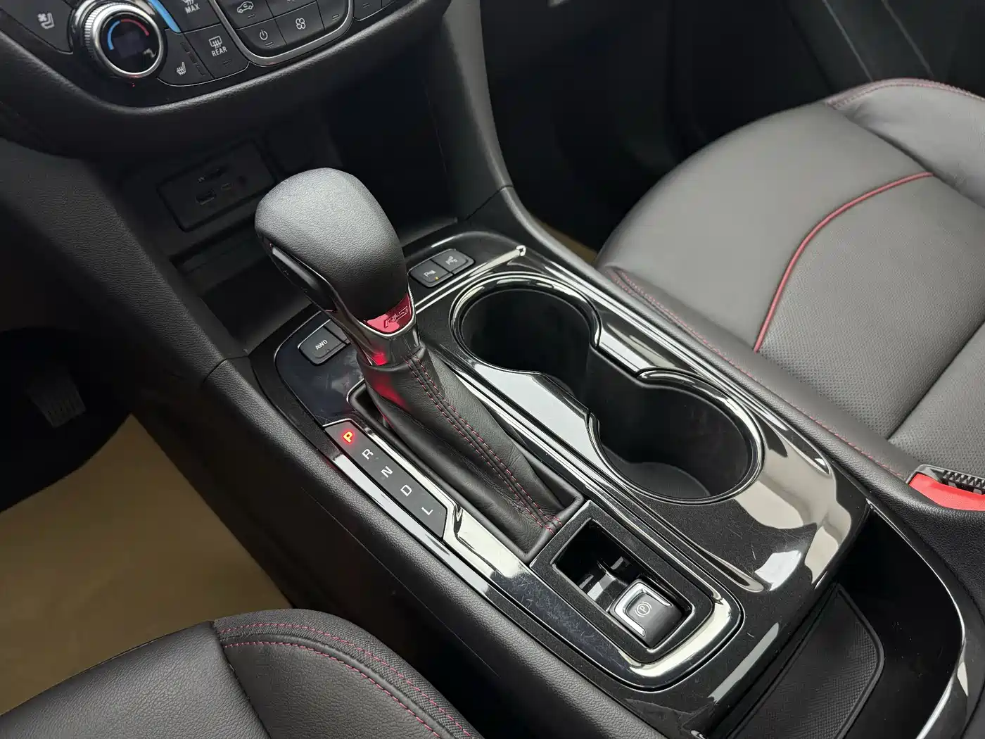 Chevrolet Equinox 2021 550T RS 4WD Intelligent Defender Edition фото 34