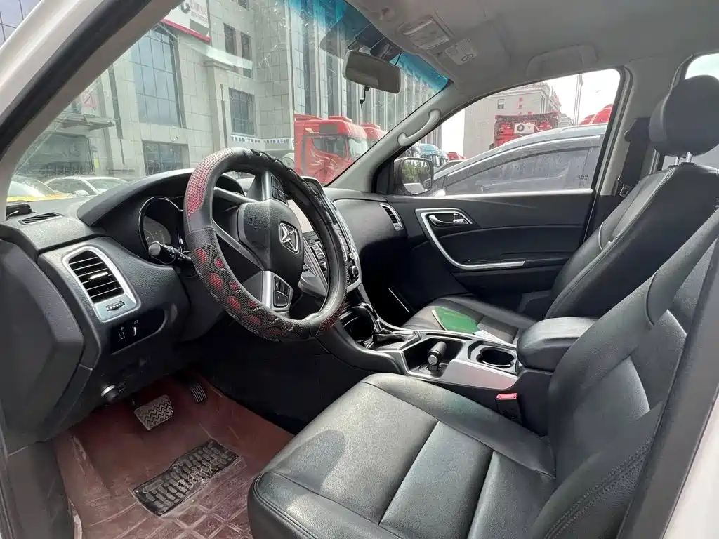 Jiangling Yusheng S350 2015 2014 2.4T Automatic 2WD Diesel Luxury Sunroof 7-seater