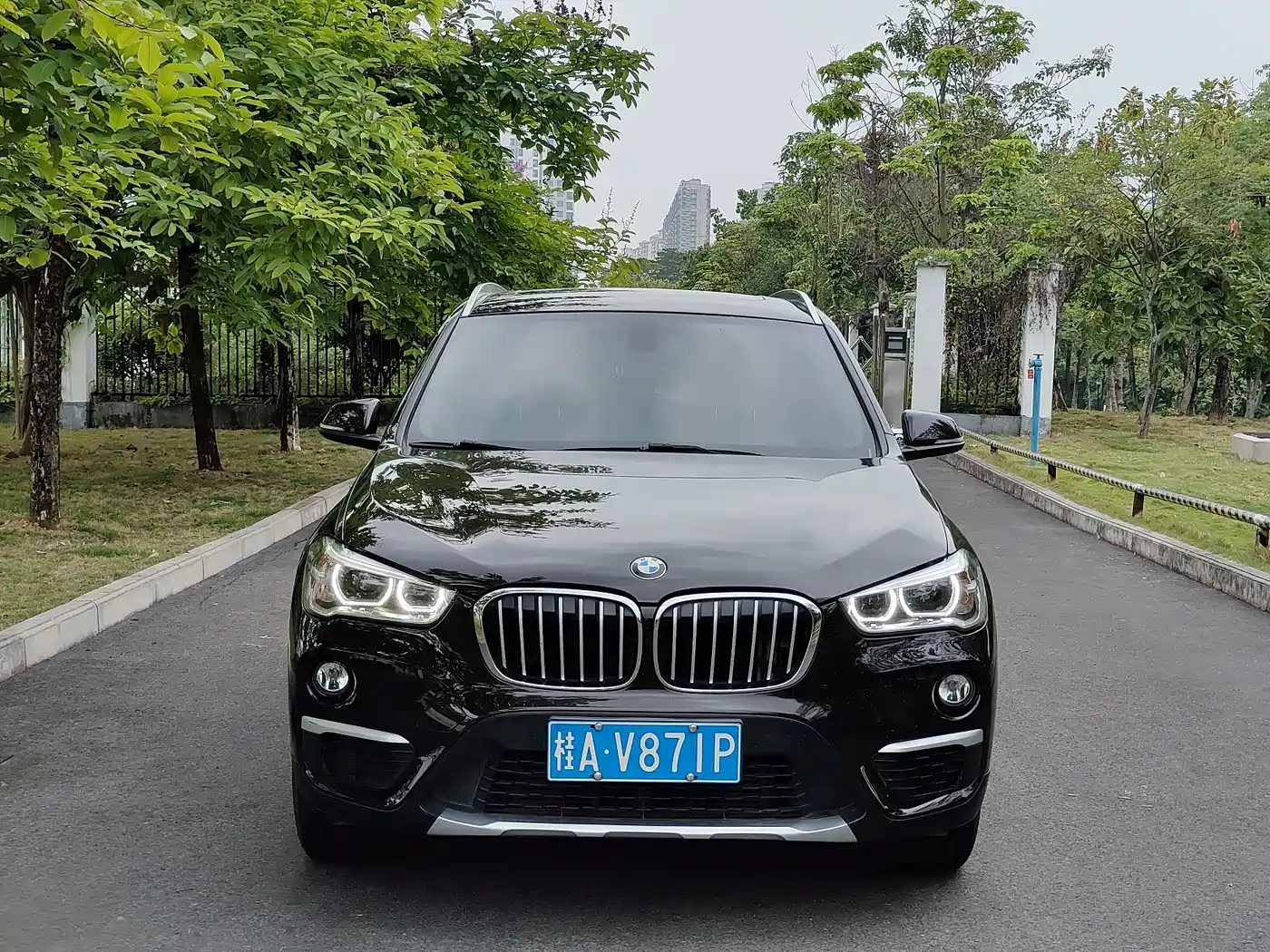BMW X1 2018 xDrive20Li Premium Model фото 2