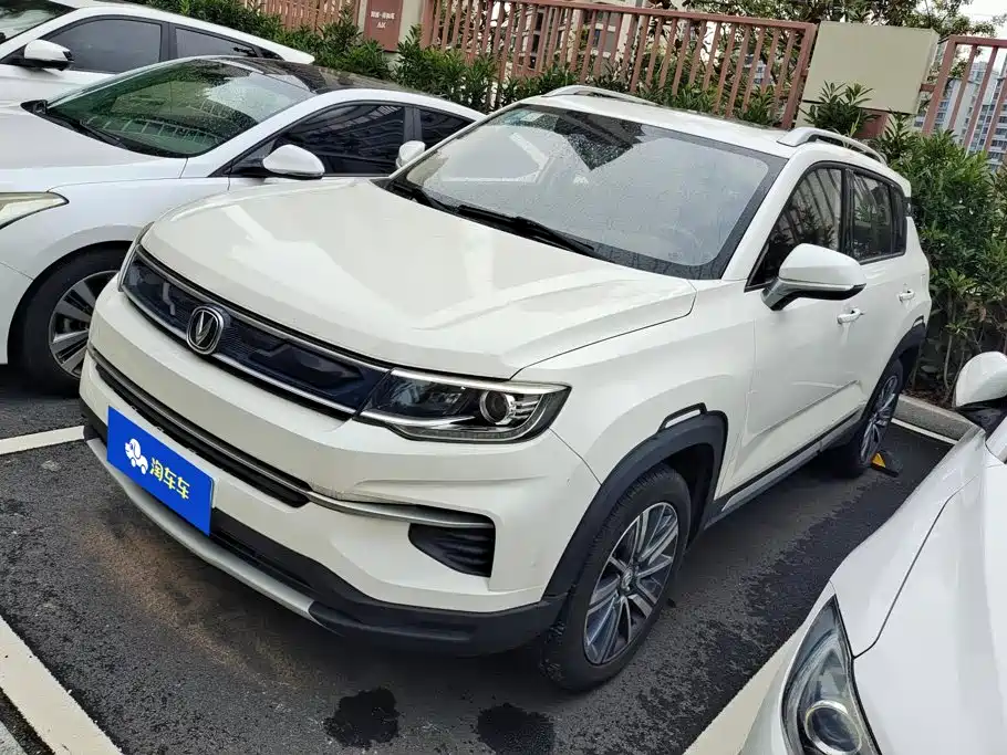 Changan CS35 PLUS 2019 2019 1.6L Automatic Smooth Connect Edition