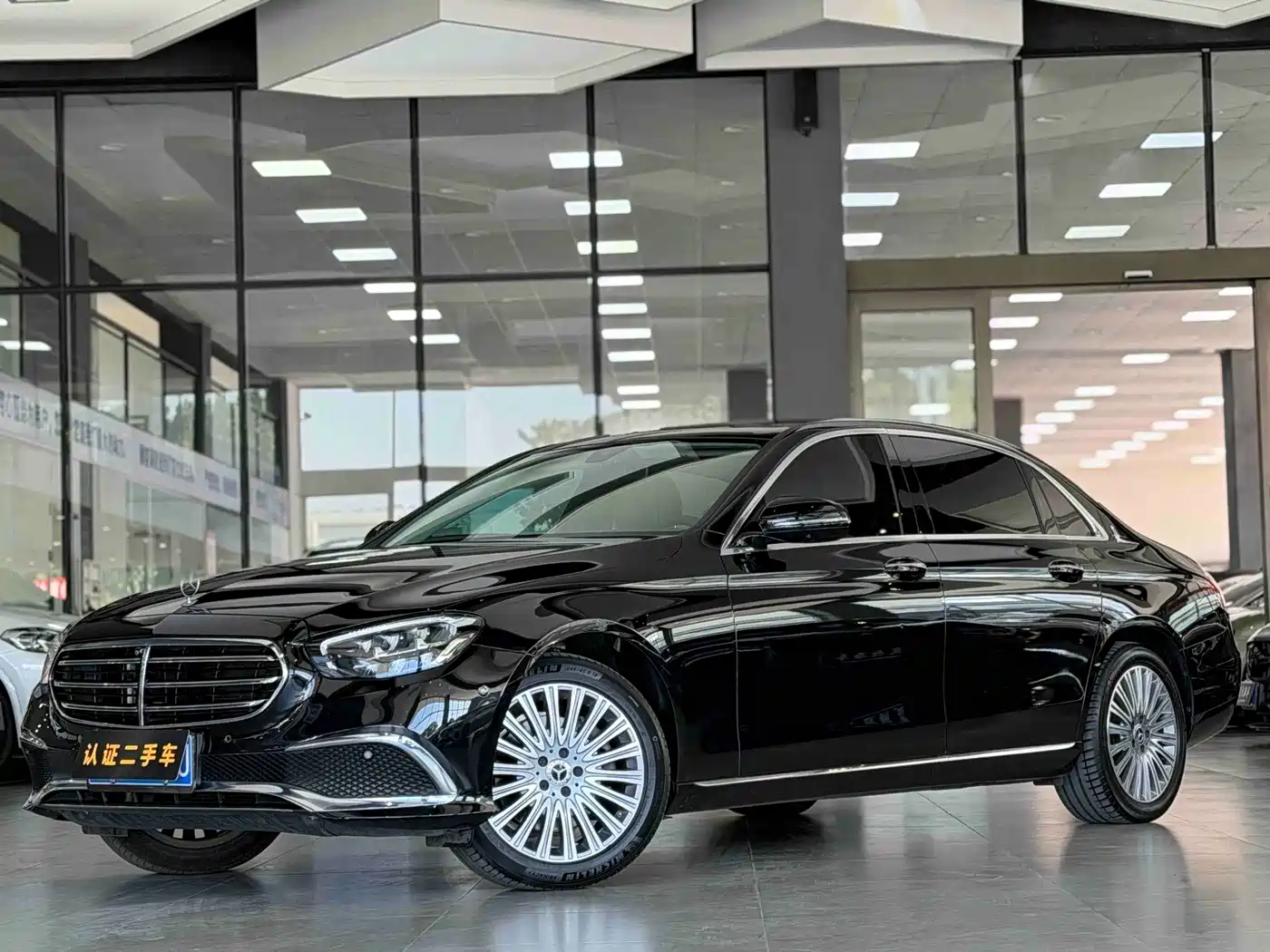 E CLASS