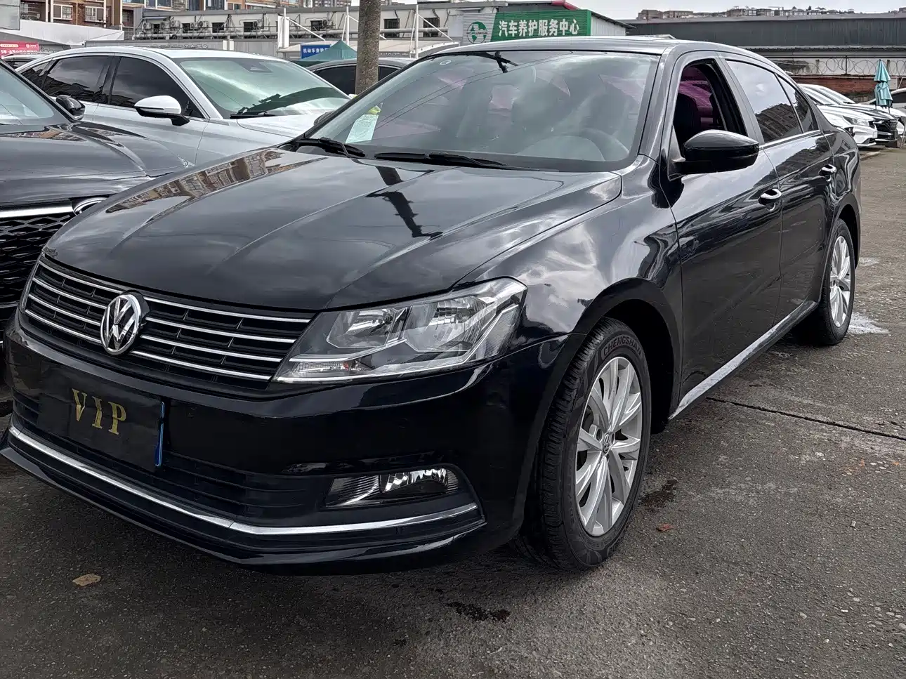 Volkswagen Lavida 2015 1.6L Automatic Trend Edition фото 3