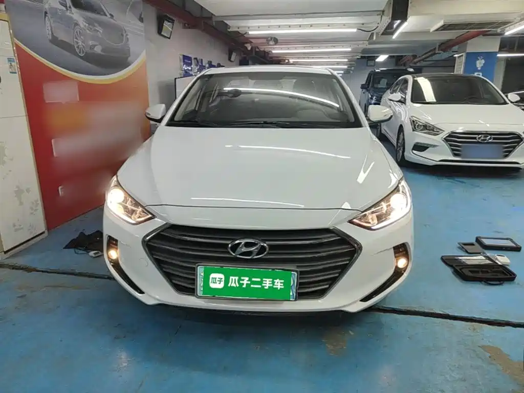 Hyundai Elantra 2016 Model 1.6L Automatic Smart Elite фото 3