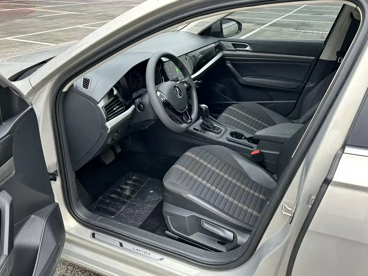 Volkswagen Lavida 2021 280TSI DSG Comfort Edition фото 10