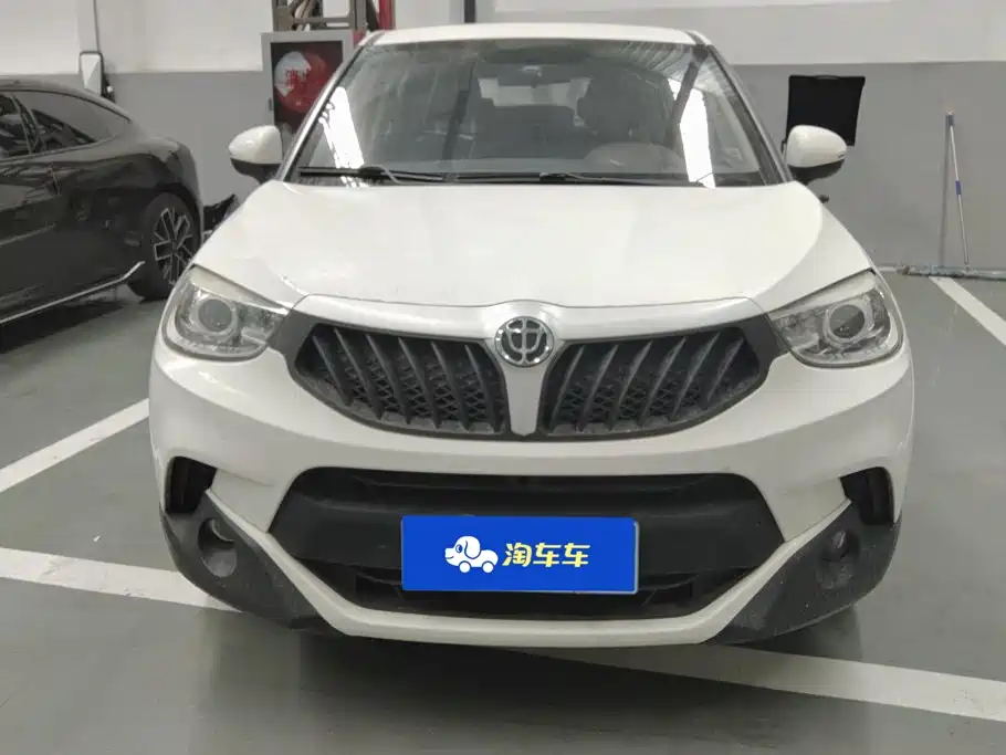 Zhonghua V3 2016 2016 1.5L Manual Comfort