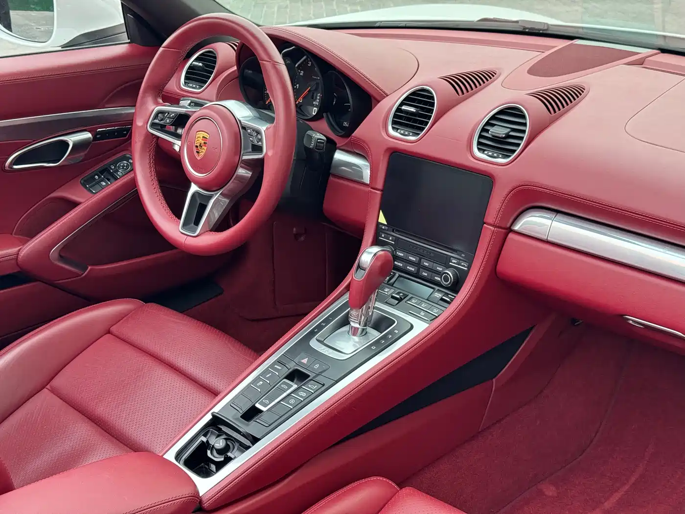 Porsche 718 2022 Boxster T 2.0T фото 11