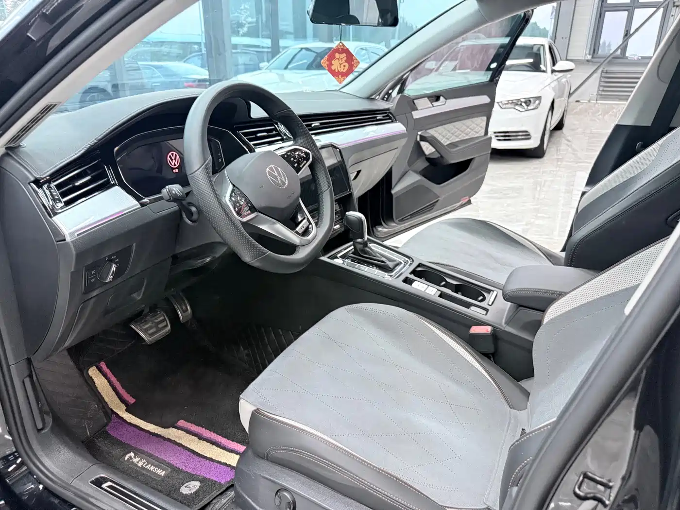 Volkswagen Magotan 2024 2 Million Units Public Sharing Edition 330TSI DSG Luxury фото 7