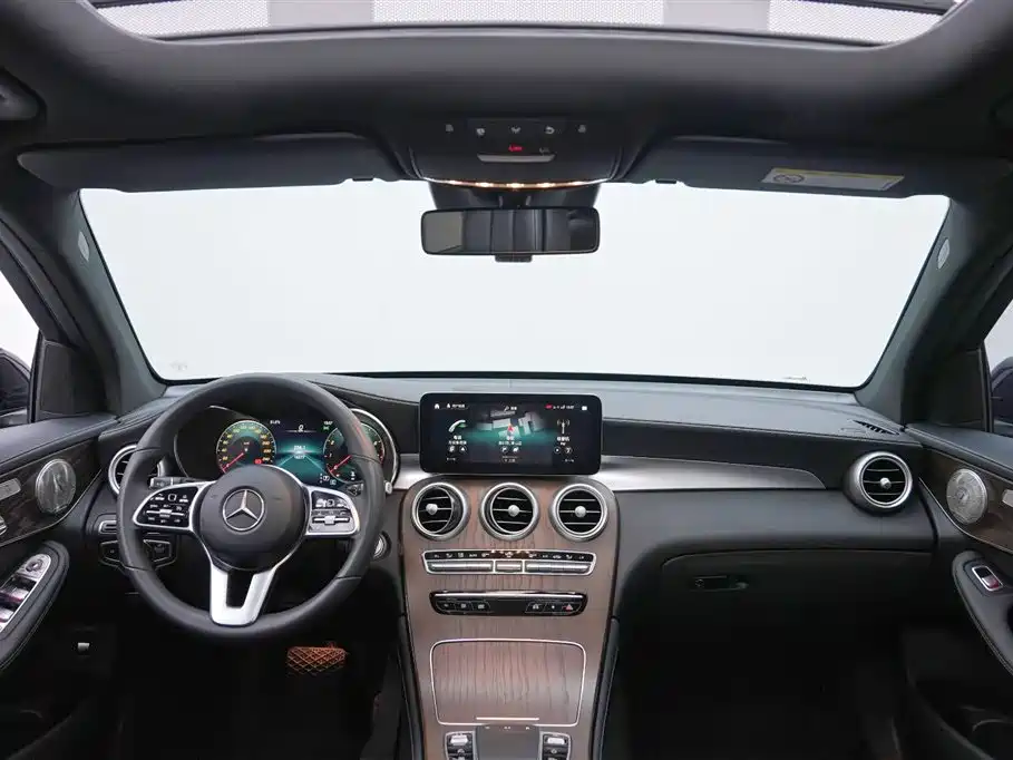 Mercedes-Benz GLC 2022 GLC 300 L 4MATIC Dynamic Collector's Edition фото 9