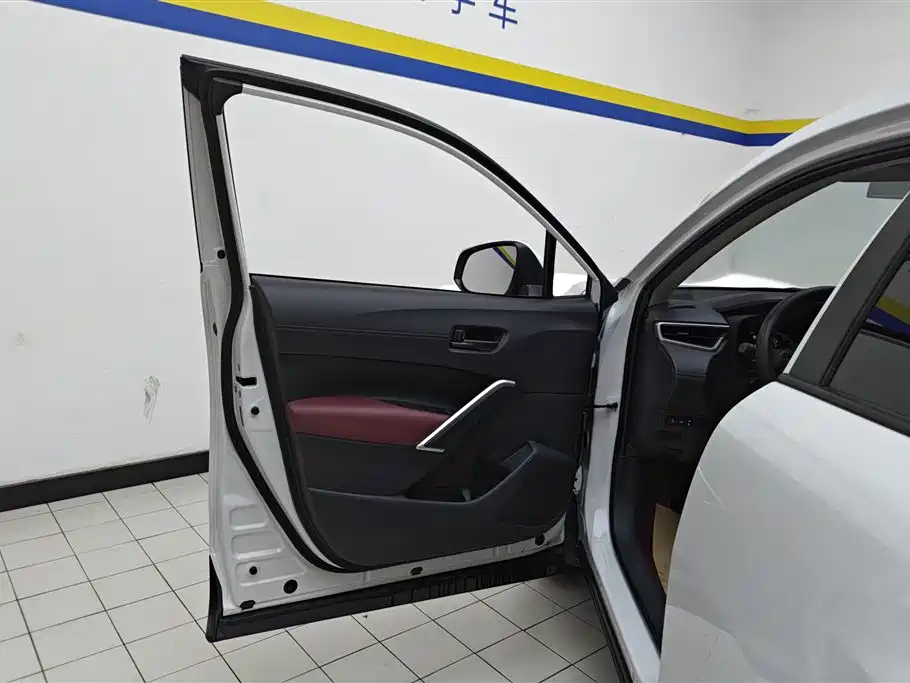 Toyota Corolla Cross 2024 2.0L Elite Edition фото 7