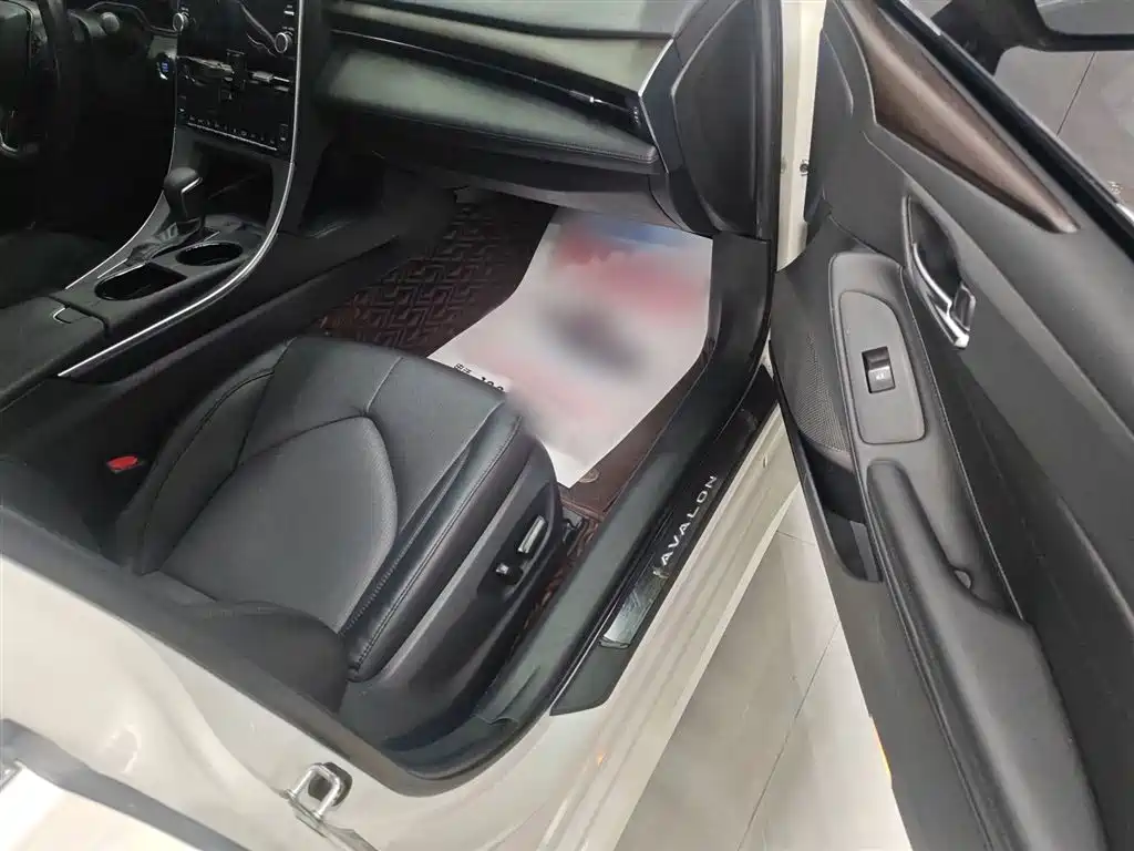 Toyota Avalon 2019 2.0L XLE Premium Edition (China VI) фото 3