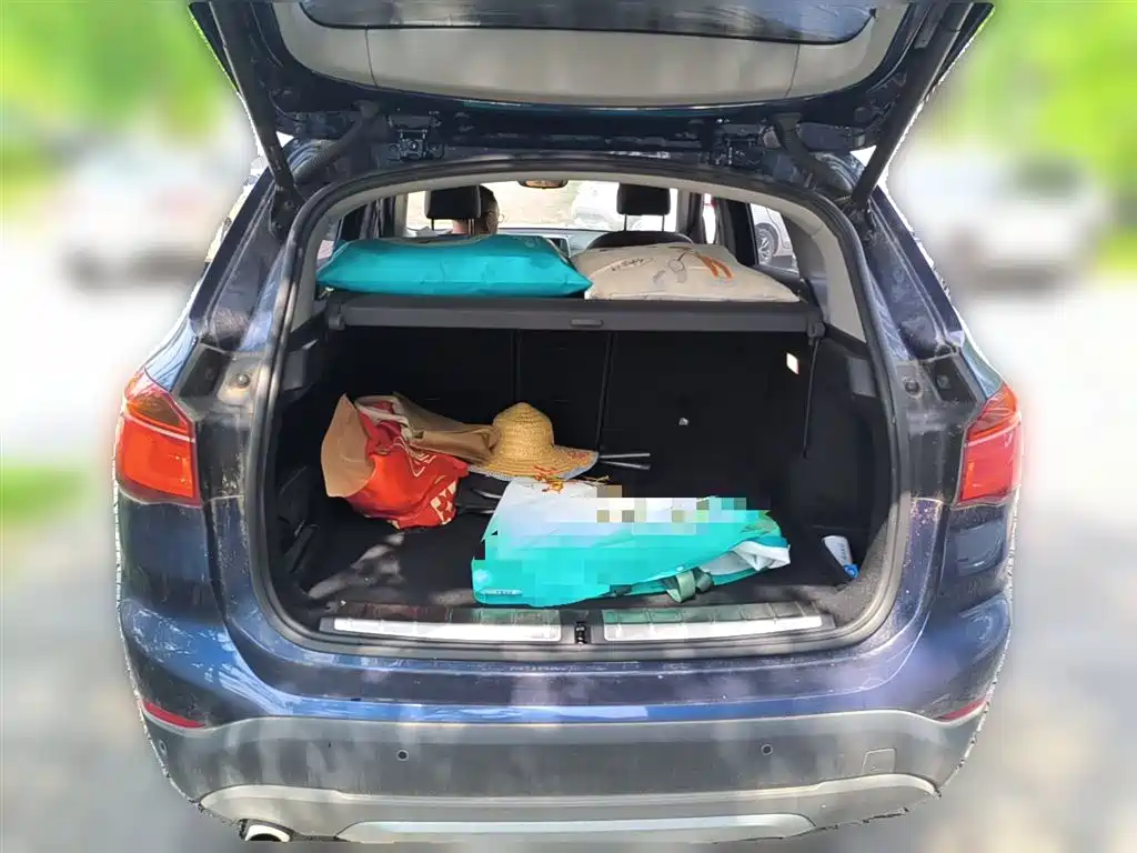 BMW X1 2019 sDrive18Li Premium Model фото 10
