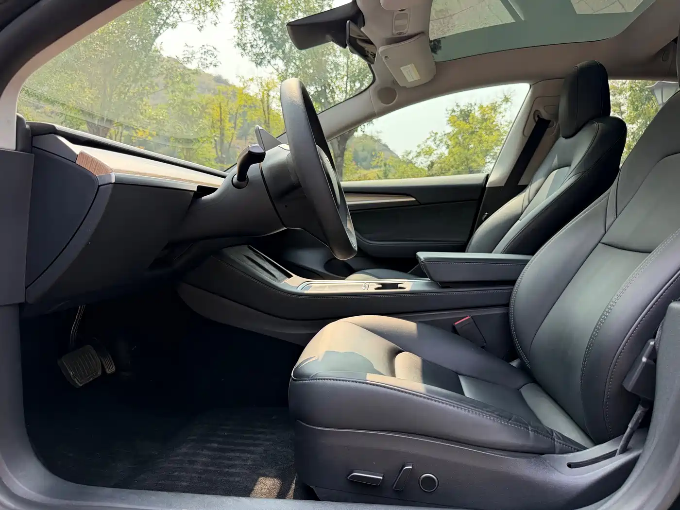 Фото 7 - Tesla Model 3
