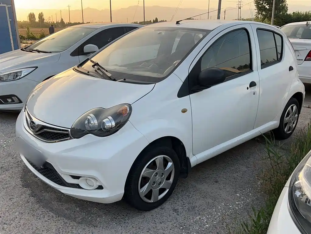 BYD F0 2017 2015 1.0L AMT Xuan Cool Edition