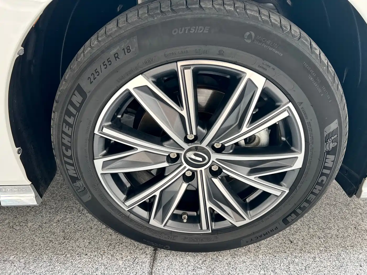 GAC Trumpchi Trumpchi M8 2024 Master Series 400T Ultimate Edition фото 18