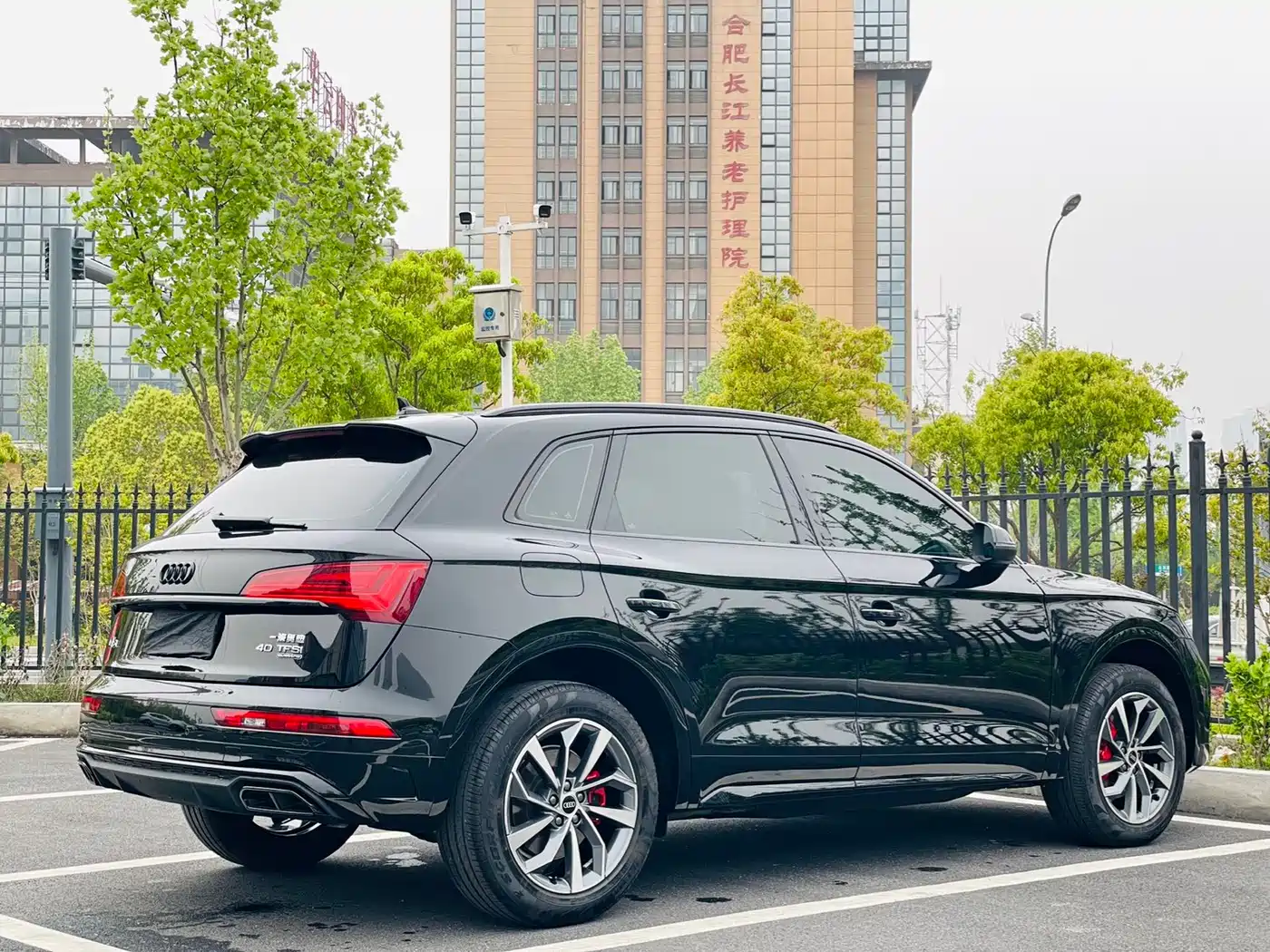 Audi Q5L 2025 40 TFSI Luxury Dynamic фото 9