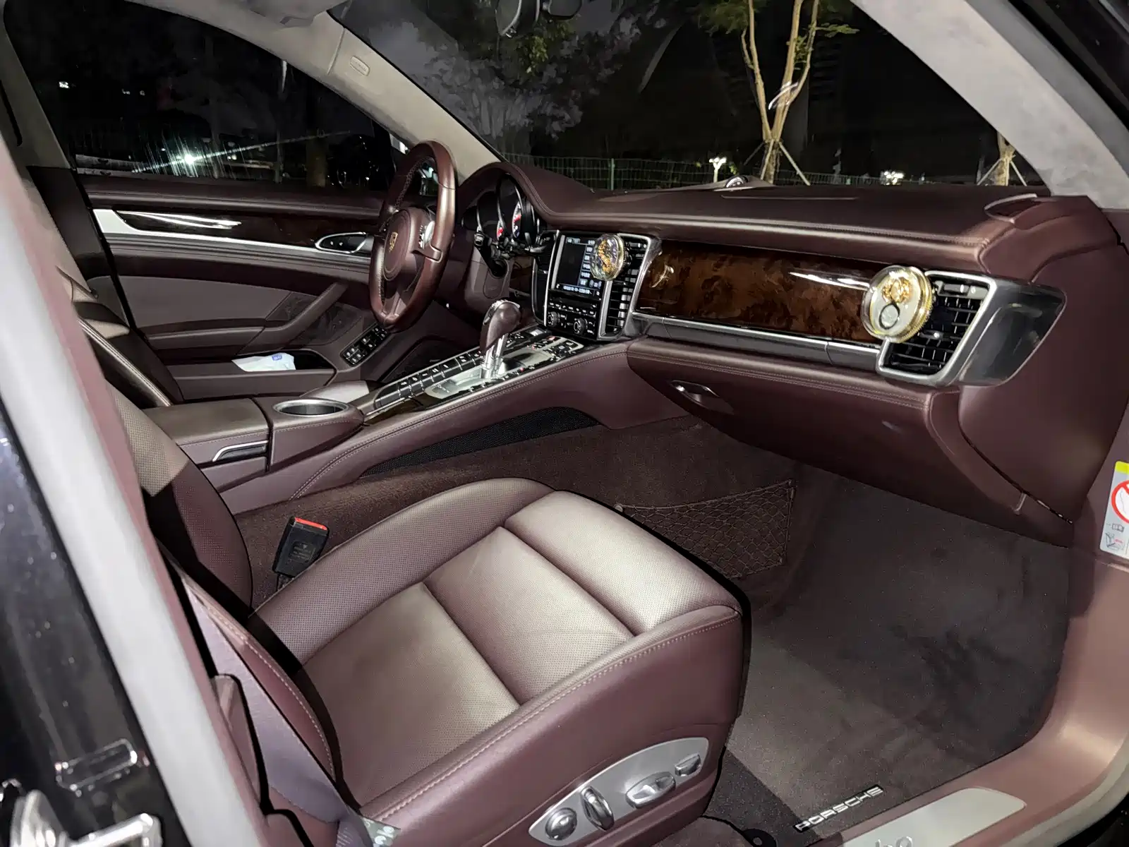 صورة 7 - Porsche Panamera