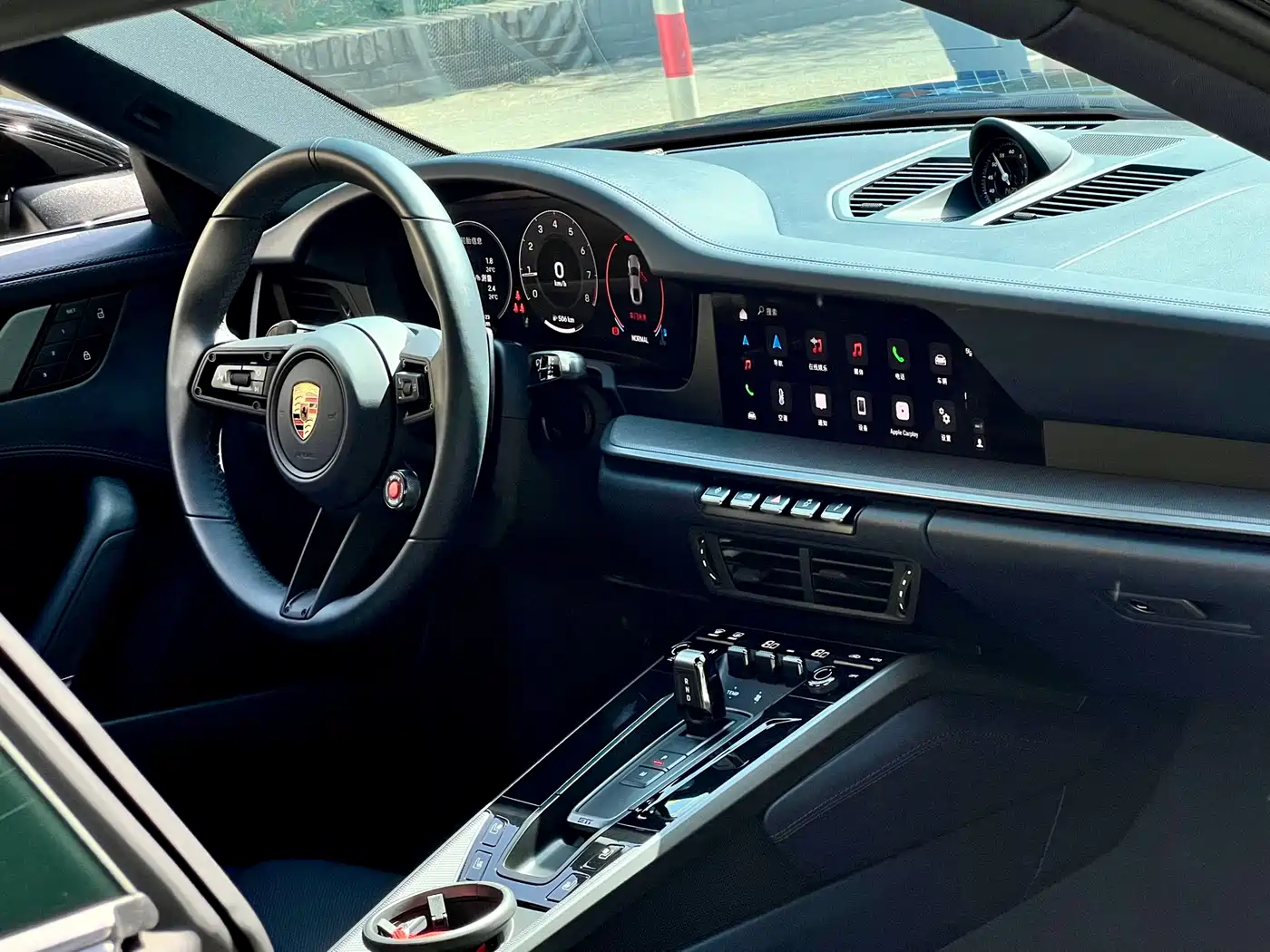 Porsche 911 2025 Carrera 3.0T фото 13
