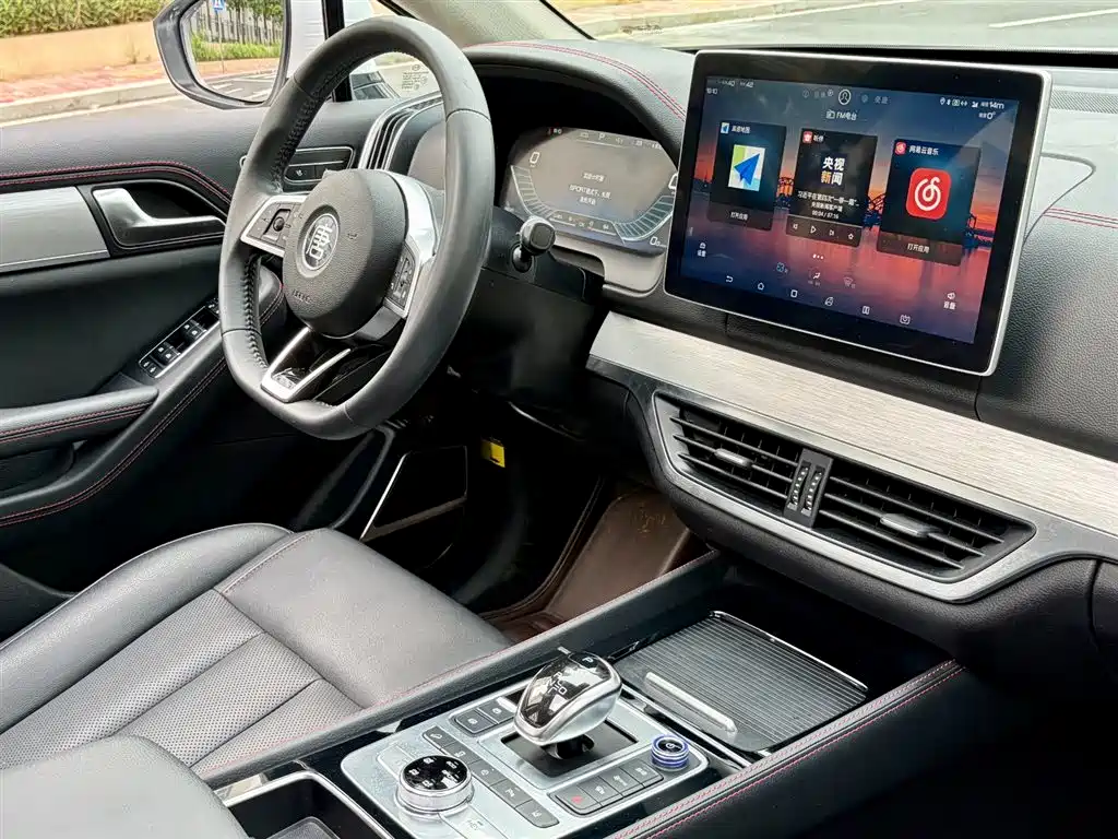 BYD Tang New Energy 2018 DM 2.0T Full-time 4WD Smart Connect Creation Edition 5-seater China V фото 12