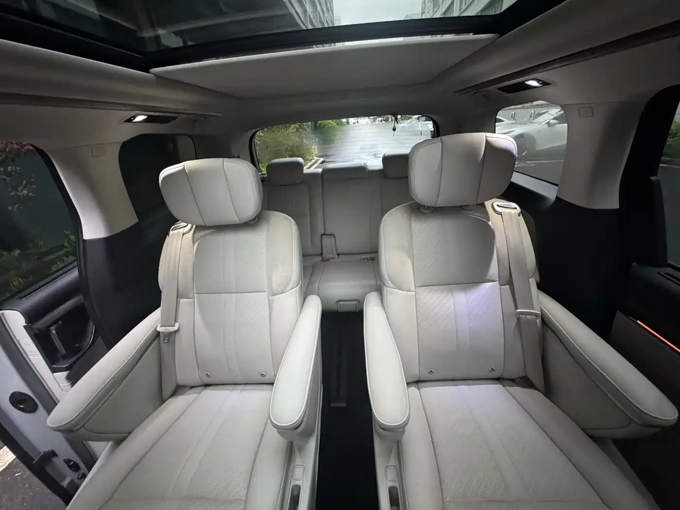 SAIC Maxus Dajia 9 2024 2024 Facelift Super Hybrid Ultra-Long Range Forest 7-Seater