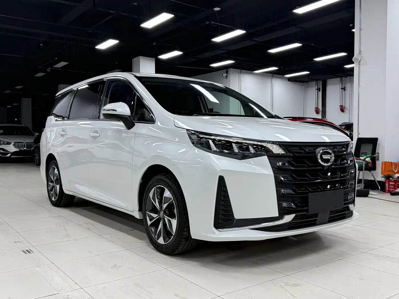 GAC Trumpchi Trumpchi M6 2021 PRO 270T Automatic Luxury Edition фото 4