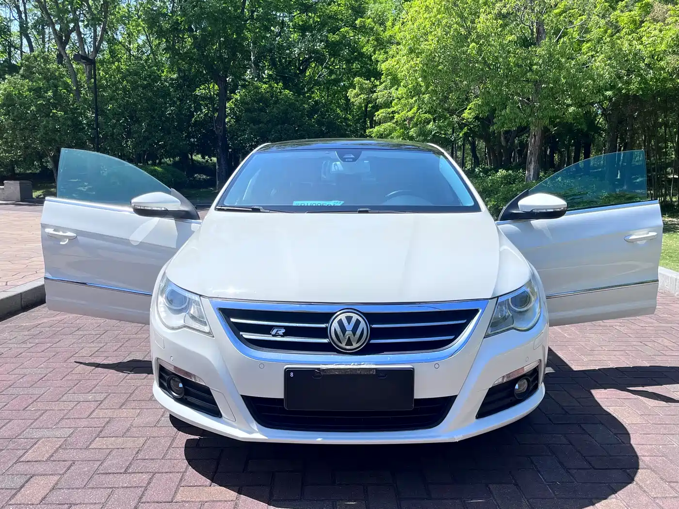 Volkswagen FAW-Volkswagen CC 2011 2.0TSI Supreme фото 5