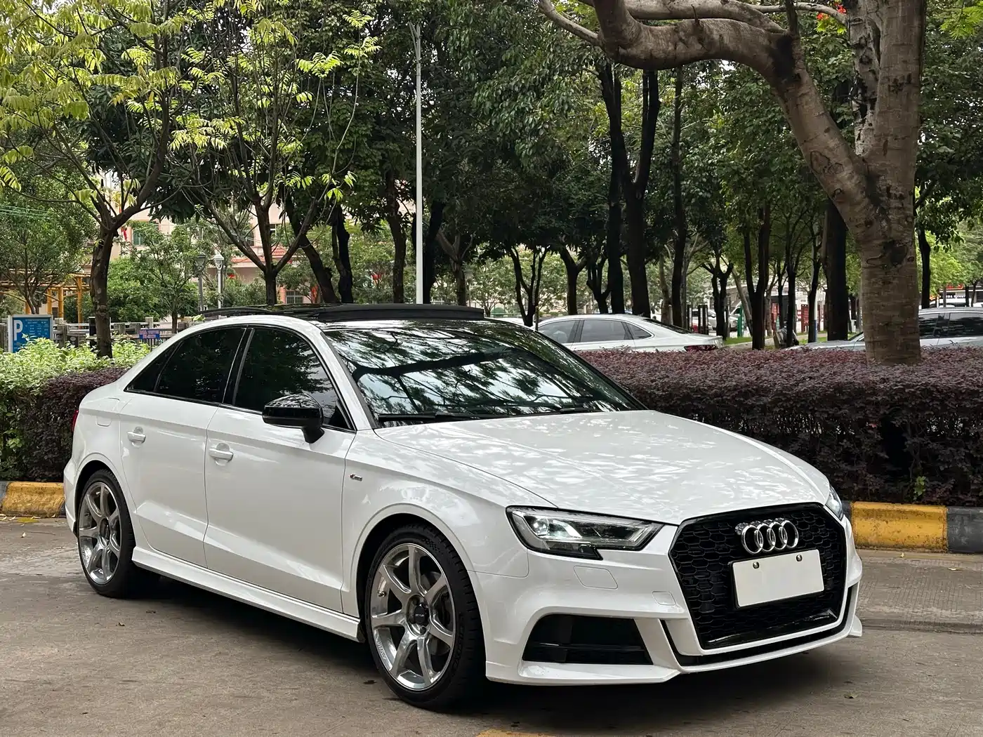 Audi A3 2017 Limousine 35 TFSI Sport фото 3