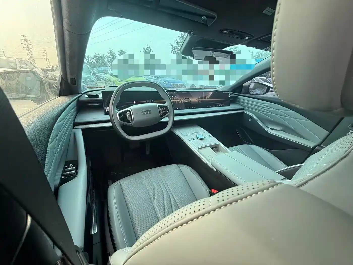 GEELY GALAXY GALAXY E8