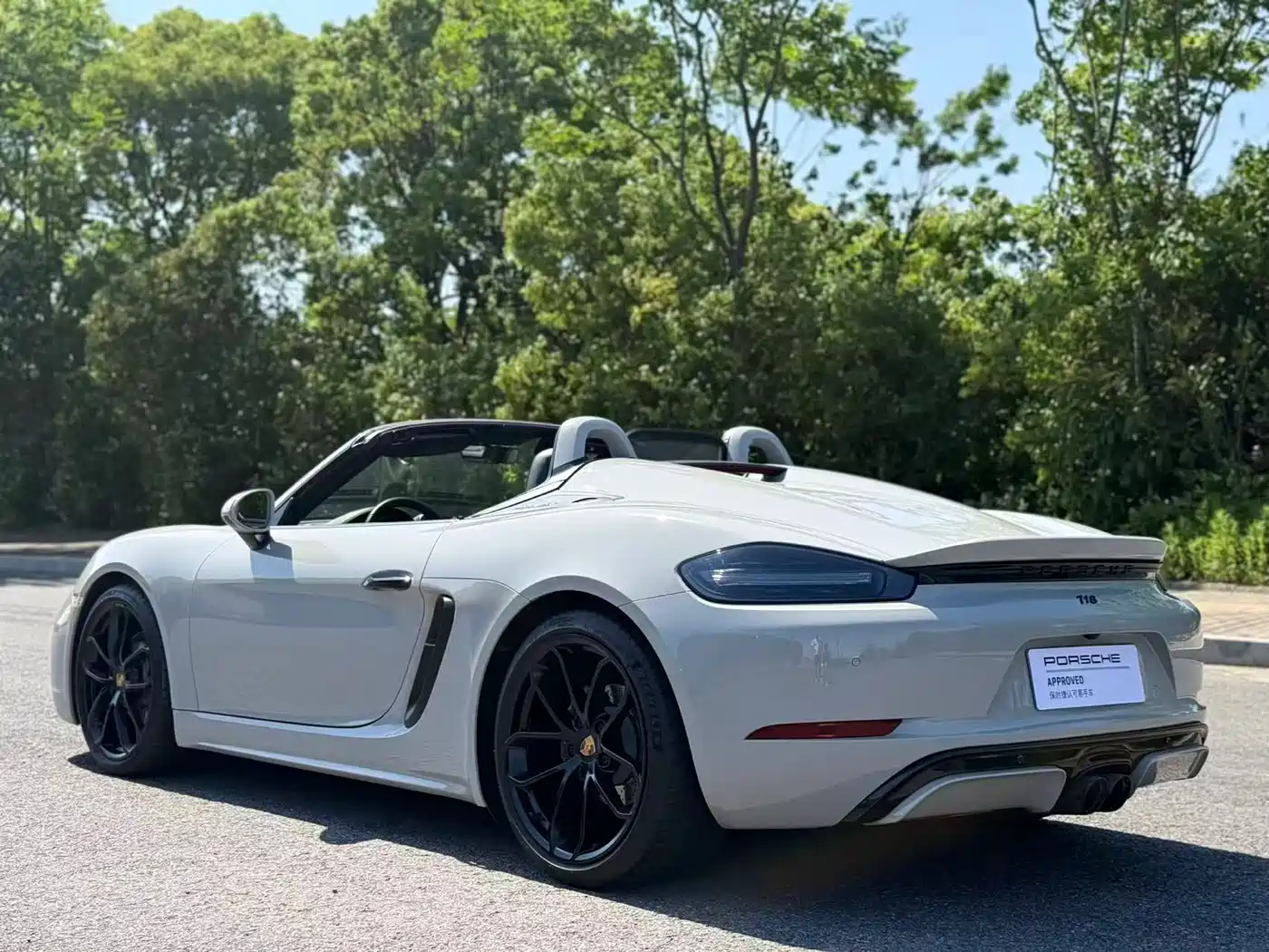 Porsche 718 2022 Spyder 2.0T фото 4