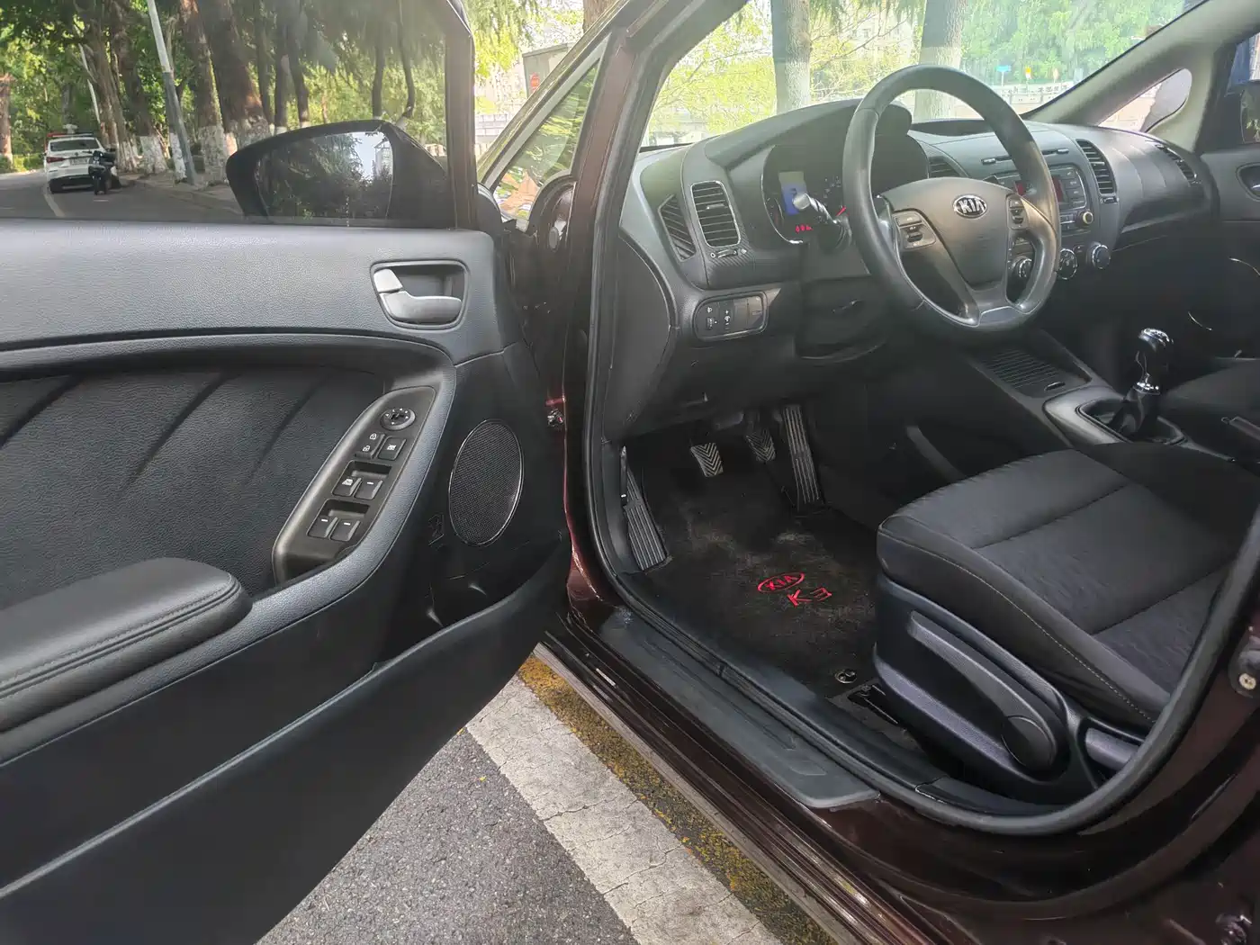 Kia K3 2013 2013 1.6L Manual GLS