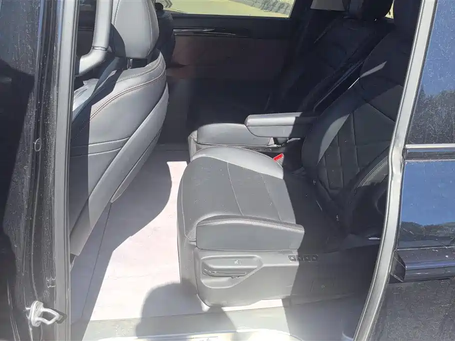 GAC Trumpchi Trumpchi E8 NEV 2024 Model 150km MAX+ фото 11